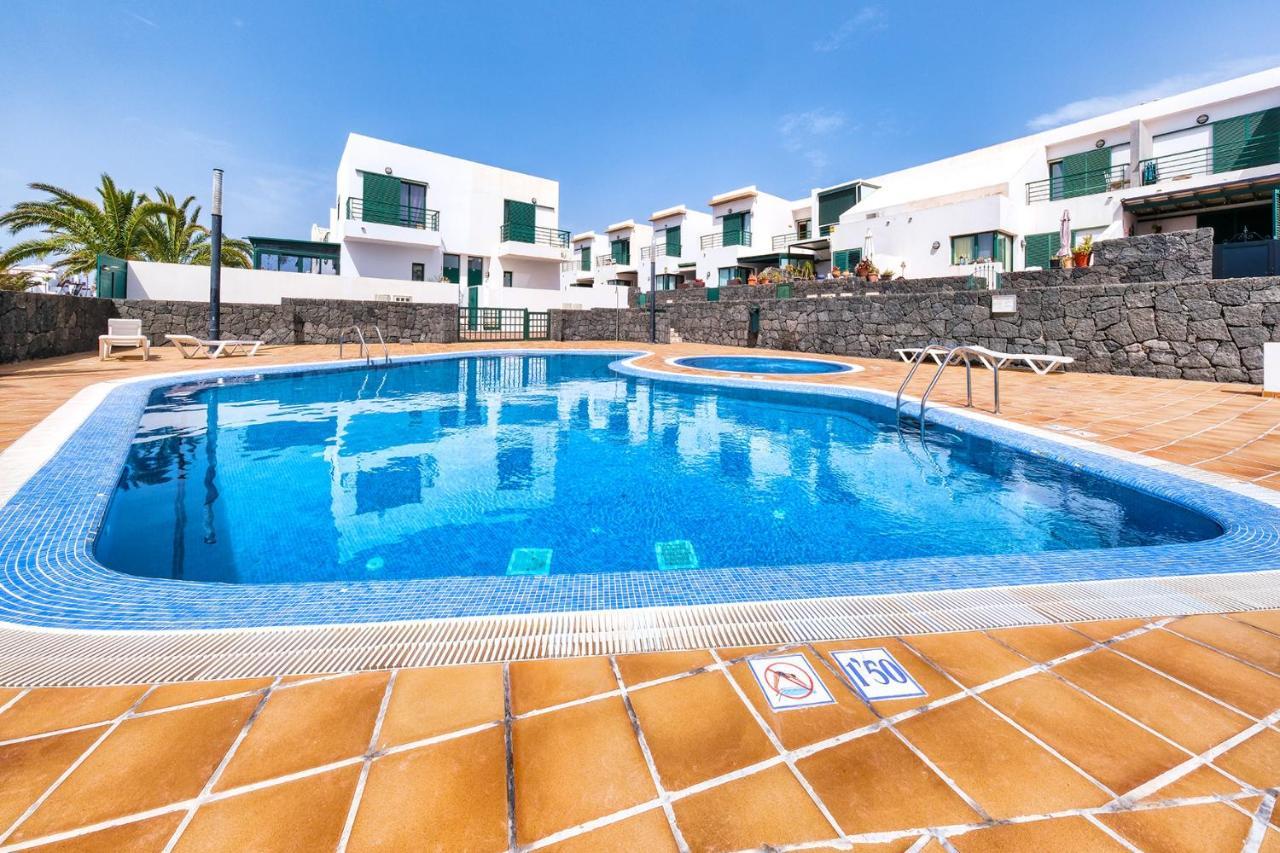 Casa Costa Esmeralda-Shared Pool Costa Teguise Exteriör bild